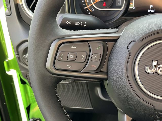 New 2025 Jeep Gladiator High Tide image 23