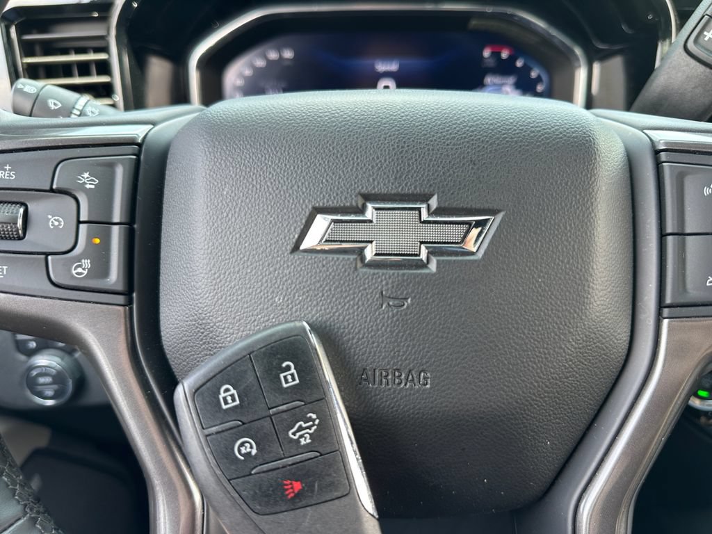 Used 2024 Chevrolet Silverado 2500 ZR2 w/ Technology Package AWD/4WD image 41
