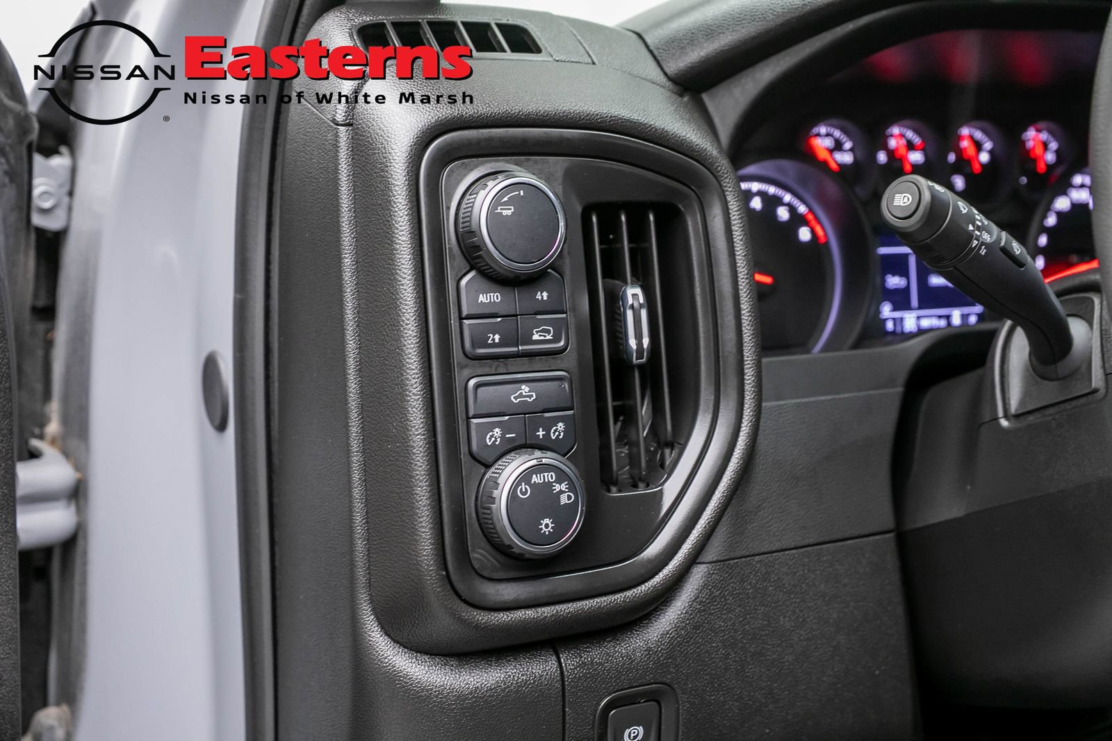 Used 2024 Chevrolet Silverado 1500 Custom AWD/4WD image 20