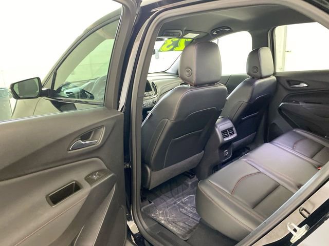 Used 2023 Chevrolet Equinox RS w/ RS Leather Package image 29