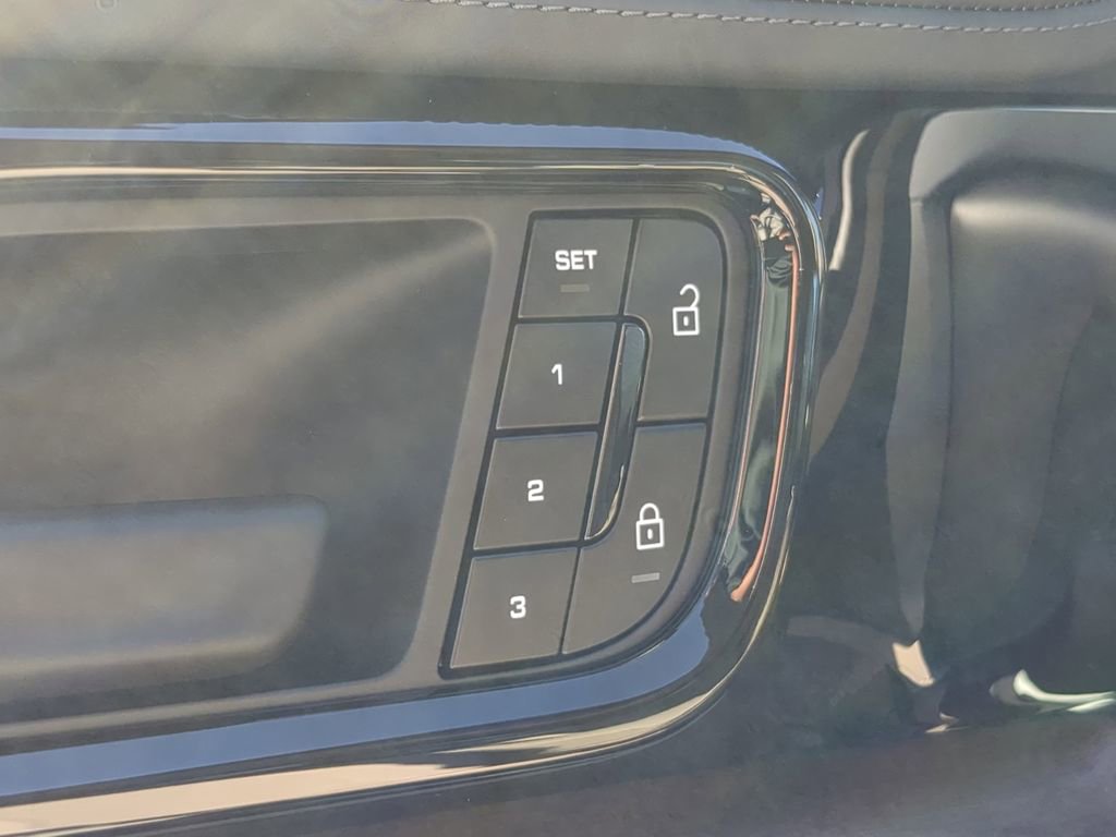 New 2026 Porsche Panamera image 26