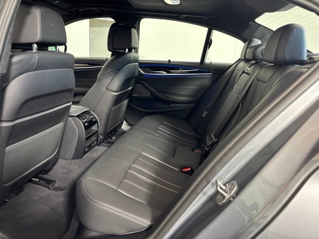 Used 2023 BMW M550i xDrive w/ Executive Package AWD/4WD image 19