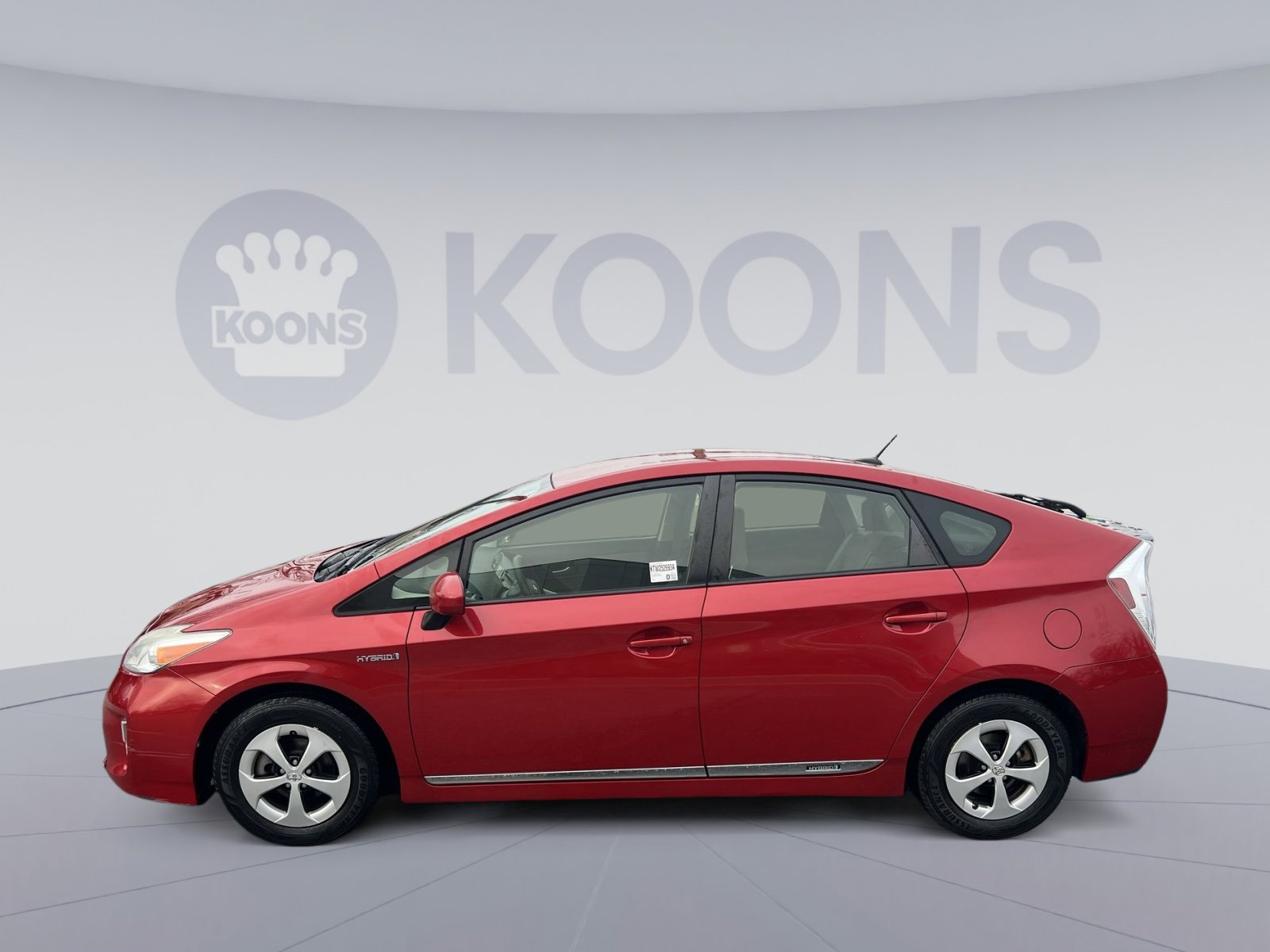 Used 2012 Toyota Prius Three image 2
