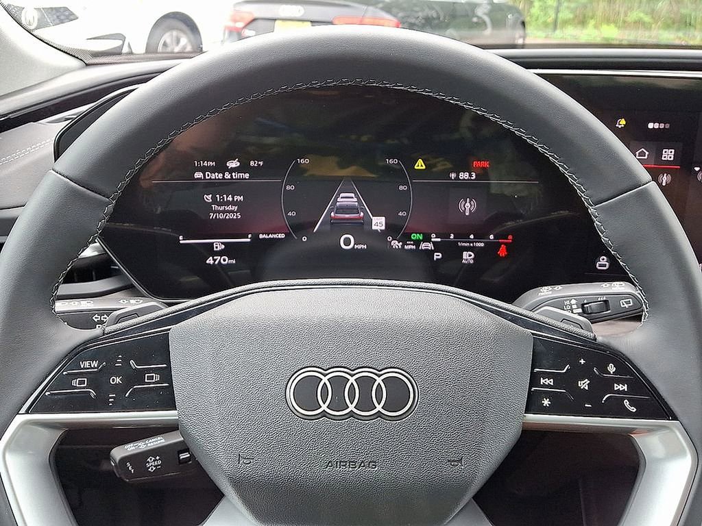 Used 2025 Audi Q5 Premium w/ 19" Wheel Package AWD/4WD image 9