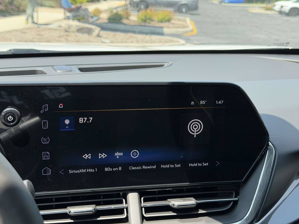 New 2026 Chevrolet Trax ACTIV FWD image 4