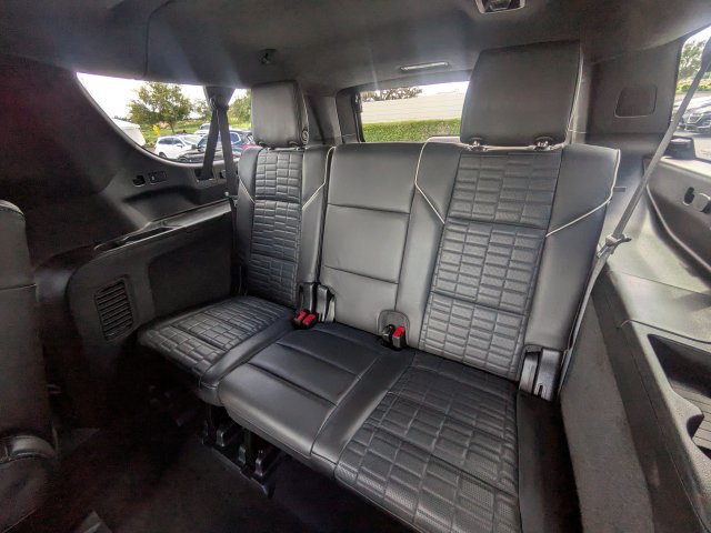 Used 2023 Cadillac Escalade ESV Premium Luxury Platinum AWD/4WD image 16