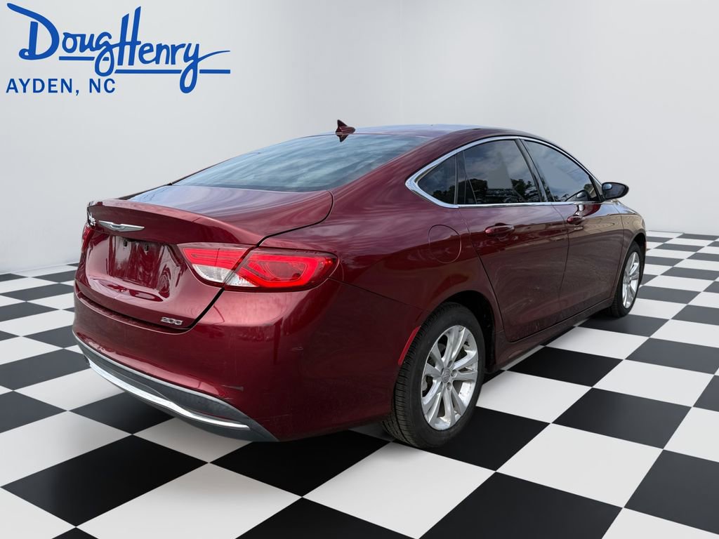 Used 2015 Chrysler 200 Limited w/ Convenience Group image 5