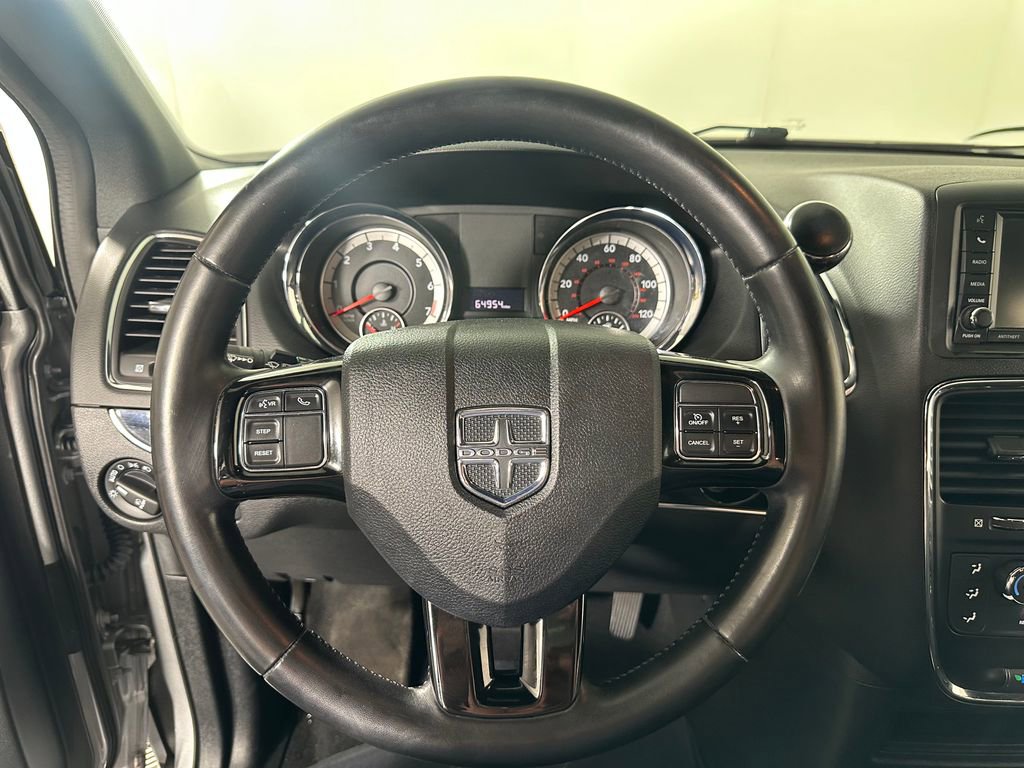Used 2020 Dodge Grand Caravan SE image 22