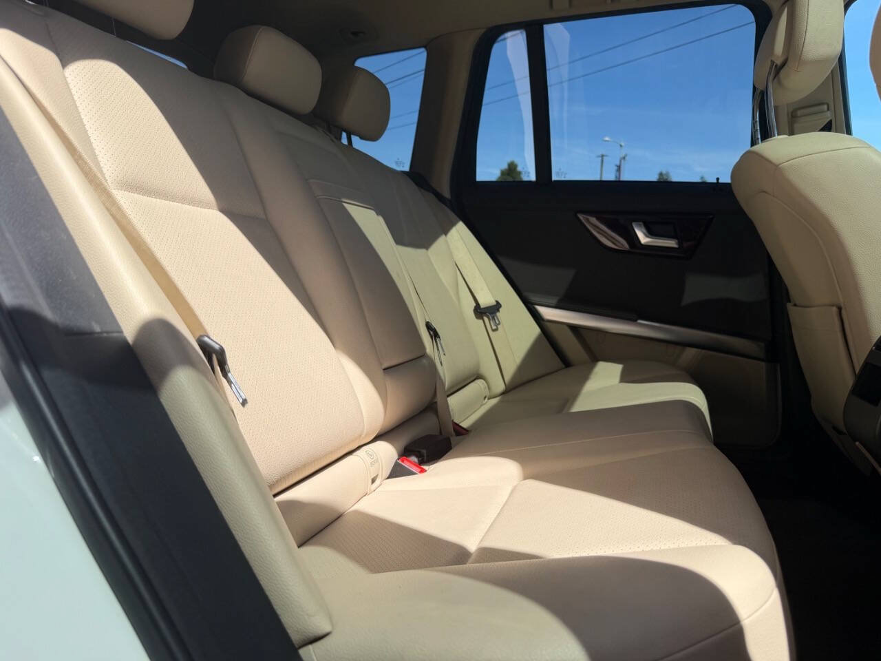 Used 2014 Mercedes-Benz GLK 350 2WD image 18