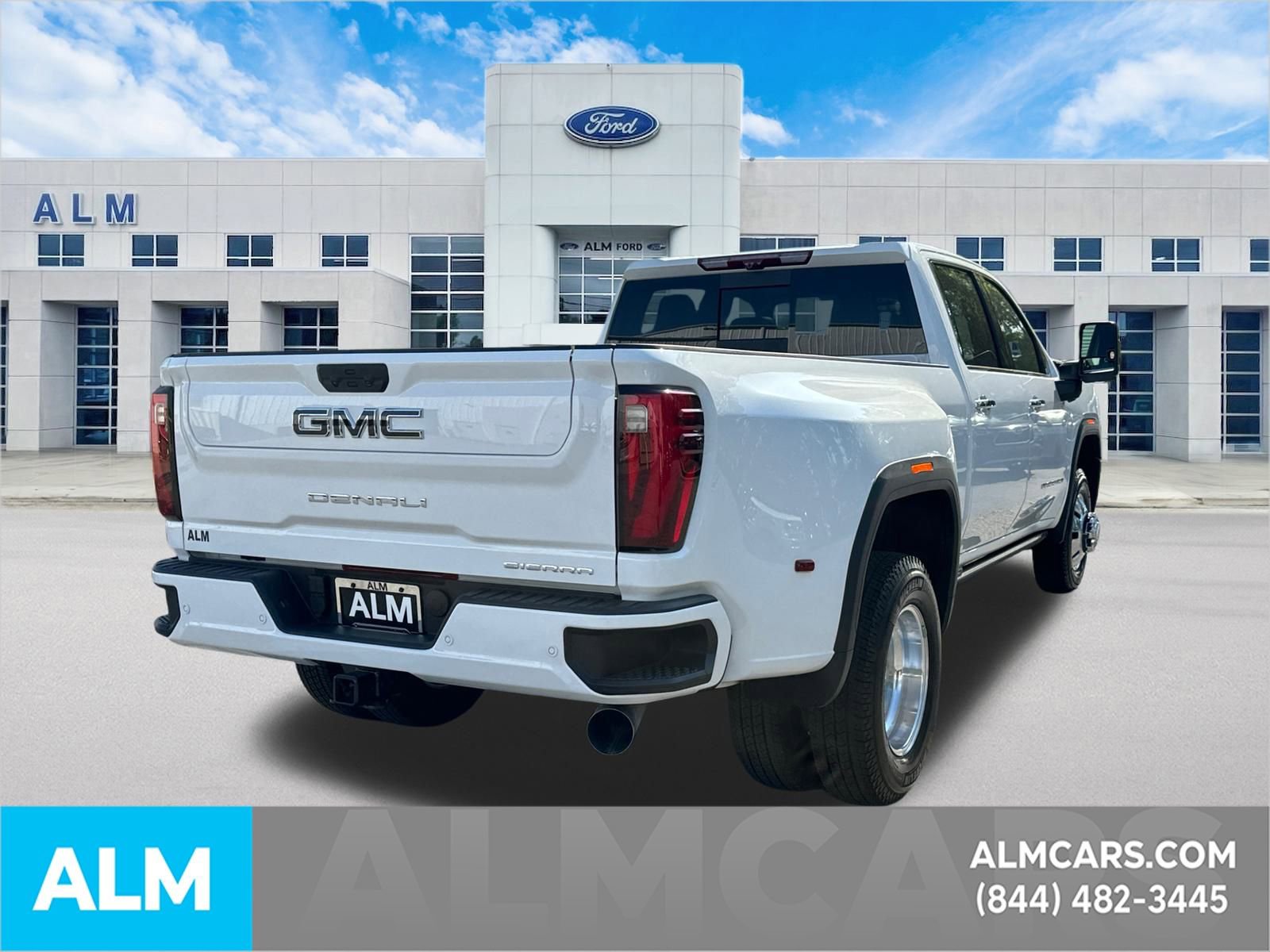 Used 2025 GMC Sierra 3500 Denali Ultimate image 6