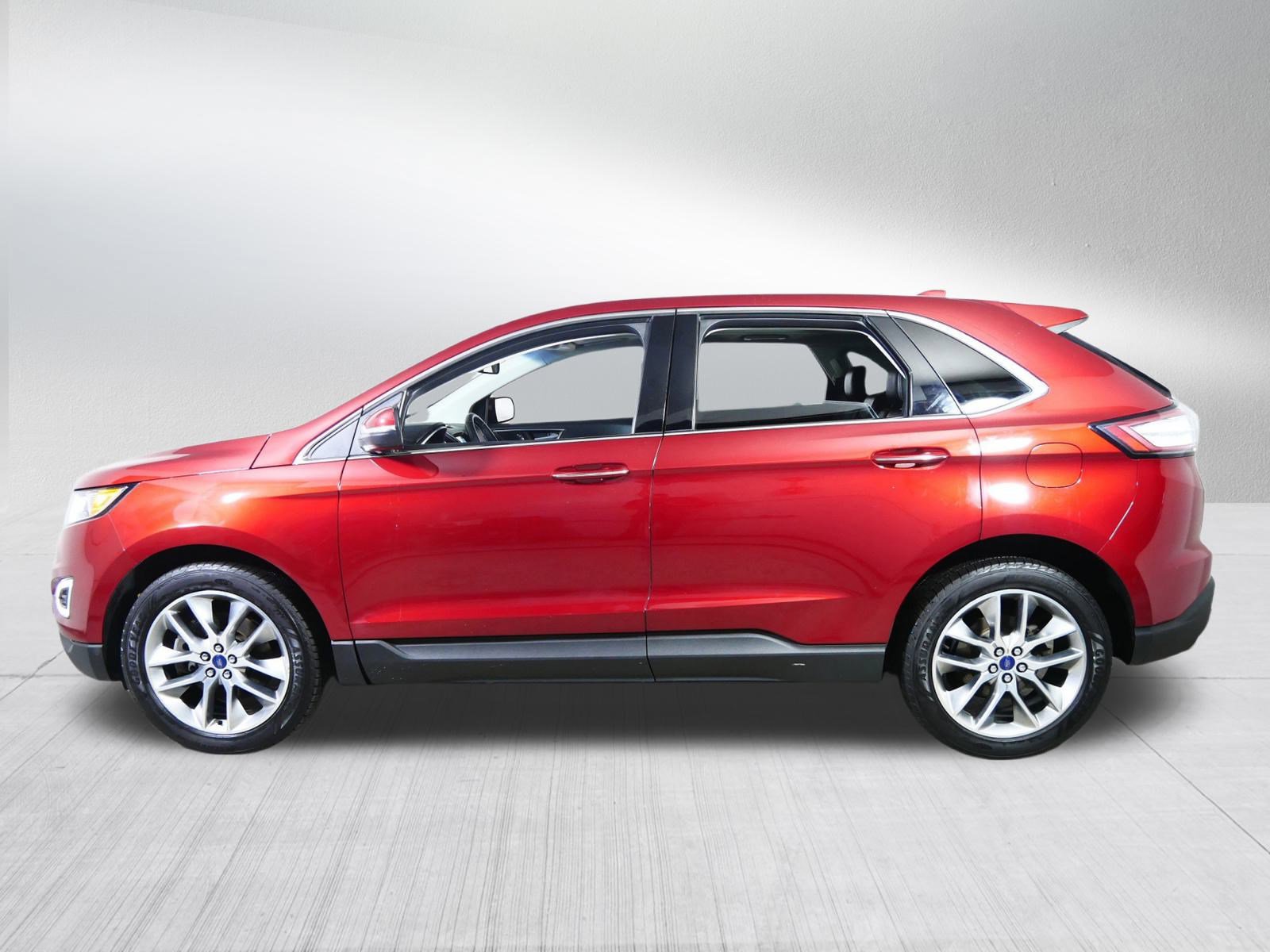 Used 2016 Ford Edge Titanium w/ Equipment Group 301A image 4