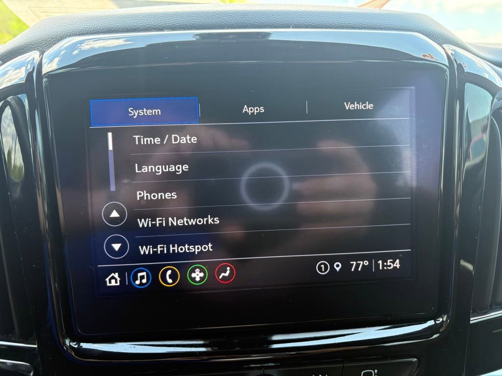 Used 2022 Chevrolet Traverse LT image 17