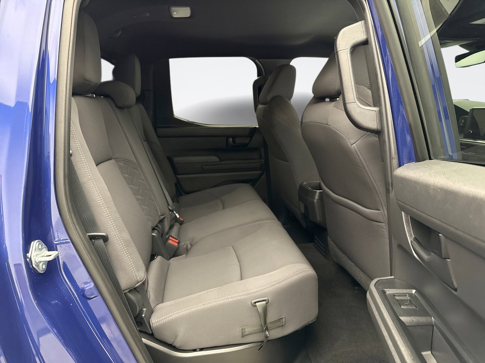 Used 2024 Toyota Tacoma SR5 AWD/4WD image 20