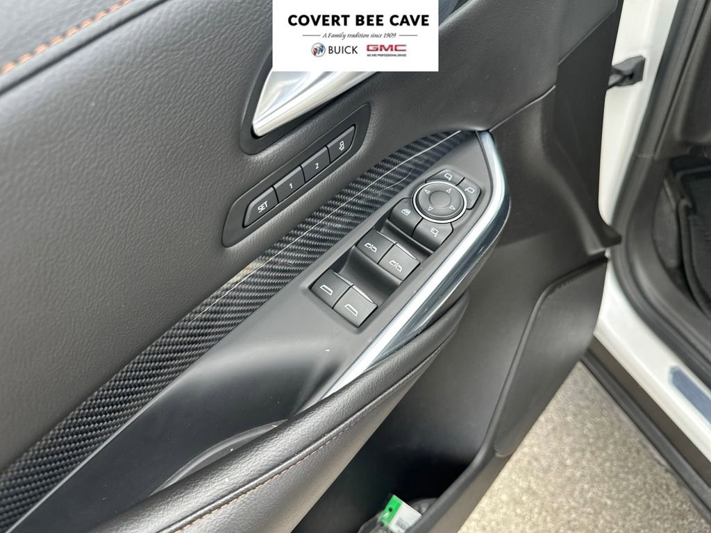 Used 2023 Cadillac XT4 Sport w/ Enhanced Visibility Package image 12