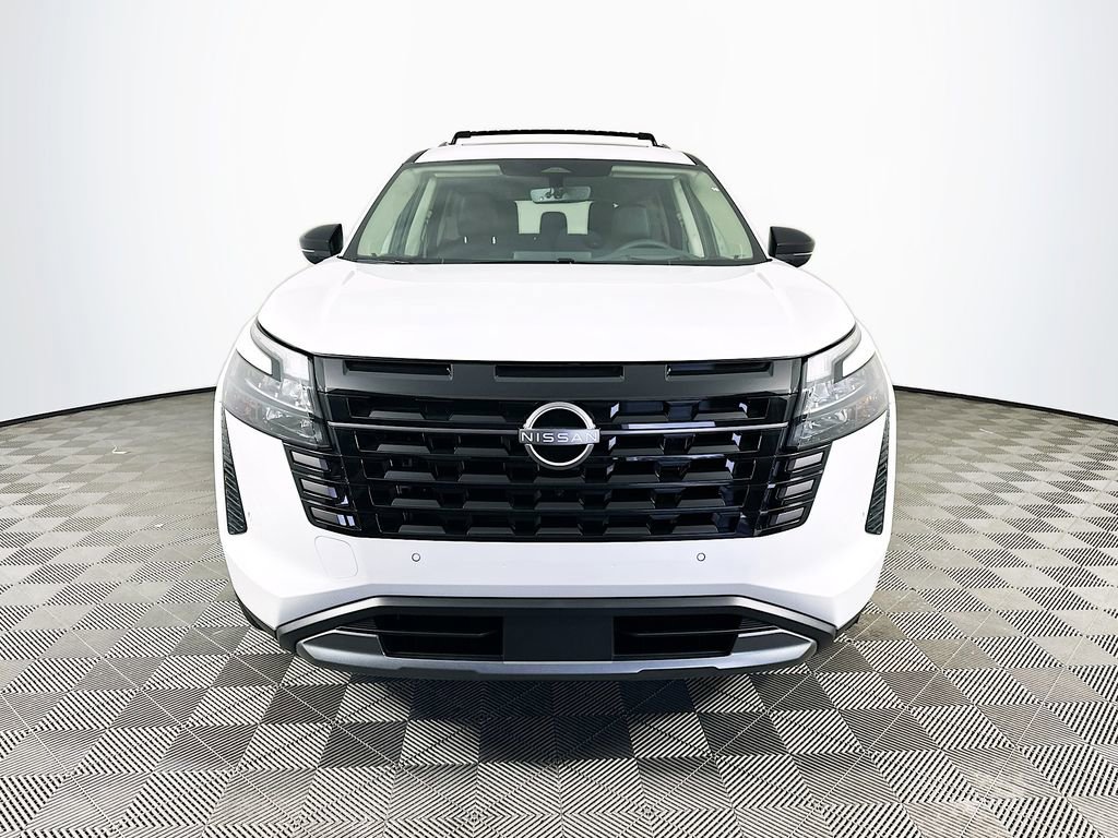 New 2026 Nissan Pathfinder Platinum image 3