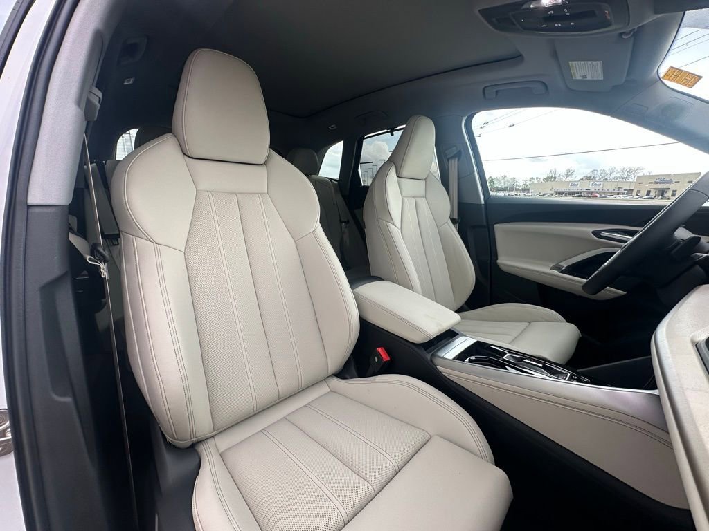 New 2025 Audi Q5 Premium Plus w/ Premium Plus image 31