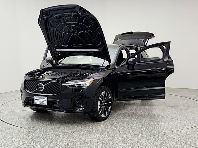 New 2026 Volvo XC60 B5 Ultra w/ Climate Package image 1