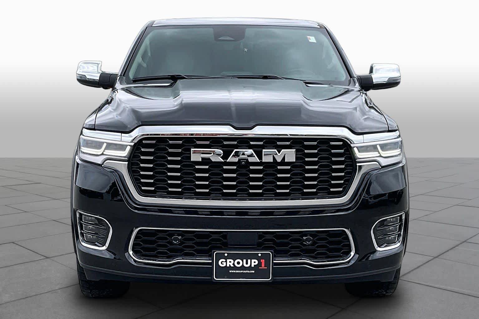 Used 2025 RAM 1500 Tungsten AWD/4WD image 6