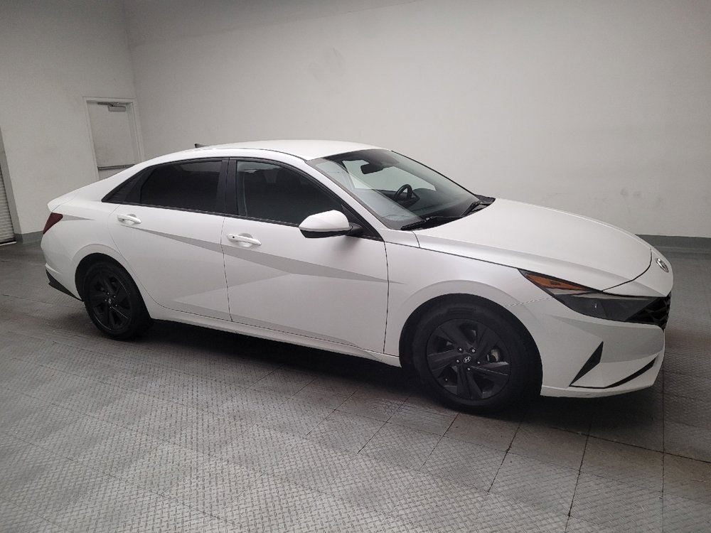 Used 2021 Hyundai Elantra SEL w/ Convenience Package FWD image 11