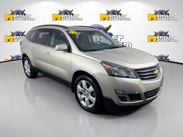Used 2017 Chevrolet Traverse LT w/ Style and Technology Package AWD/4WD image 3