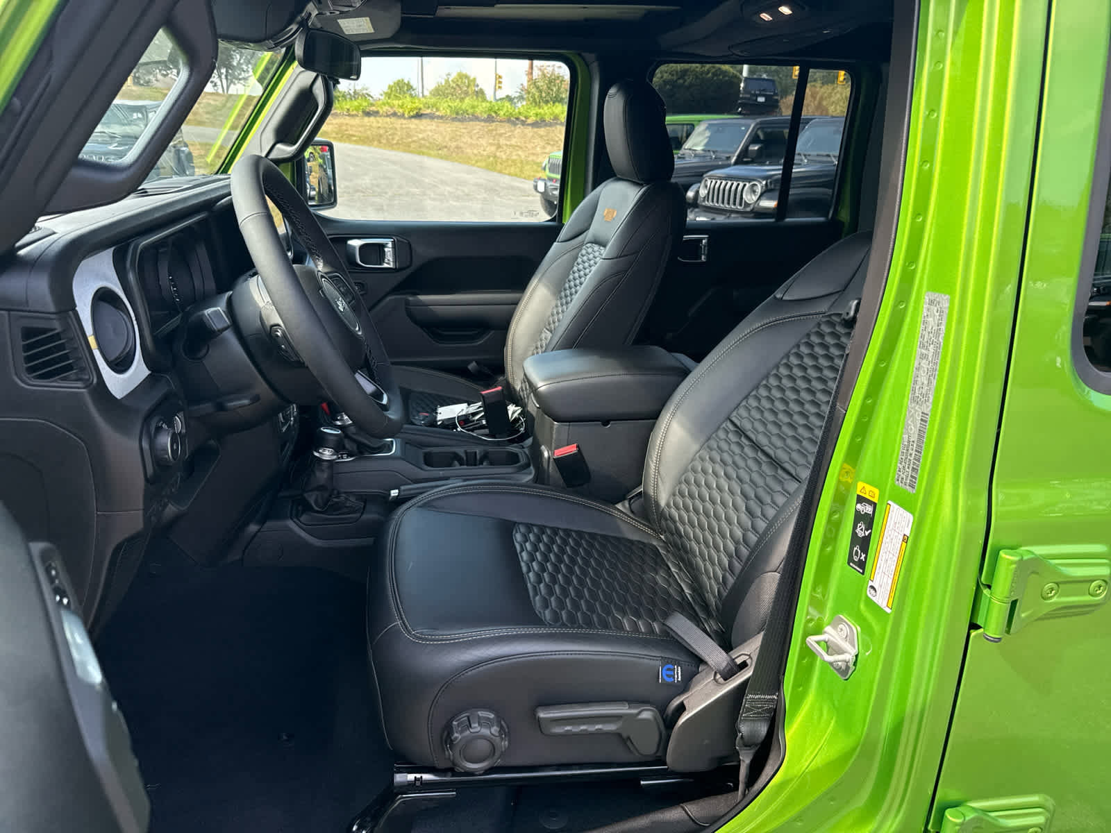 New 2025 Jeep Wrangler Sport S image 9