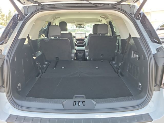 Used 2026 Ford Explorer Active w/ Active Comfort Package RWD image 22