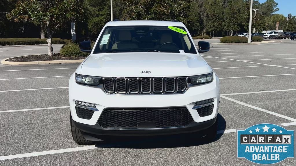 Used 2022 Jeep Grand Cherokee Limited w/ Luxury Tech Group II image 3