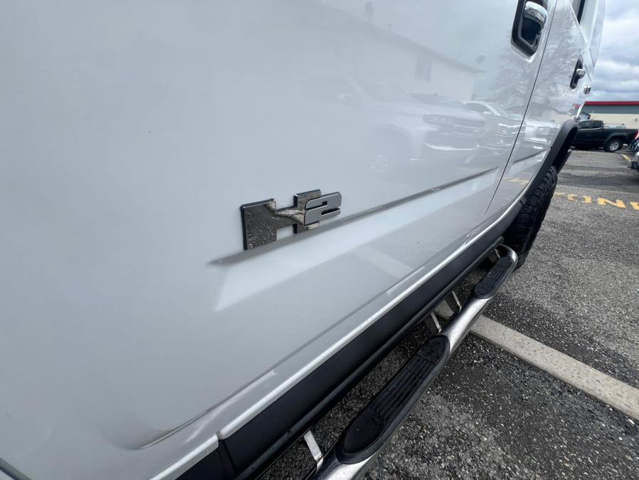 Used 2003 HUMMER H2 w/ Preferred Equipment Group image 15