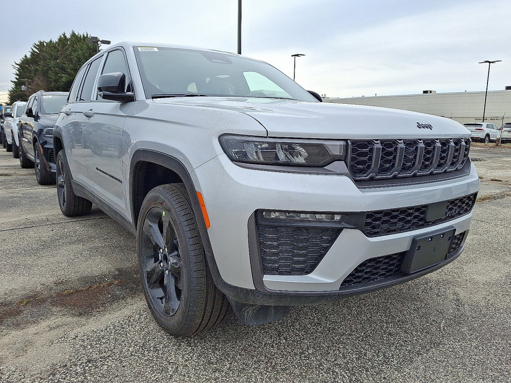 New 2026 Jeep Grand Cherokee Limited image 3