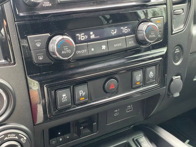 Used 2020 Nissan Titan PRO-4X w/ Pro-4x Convenience Package image 25