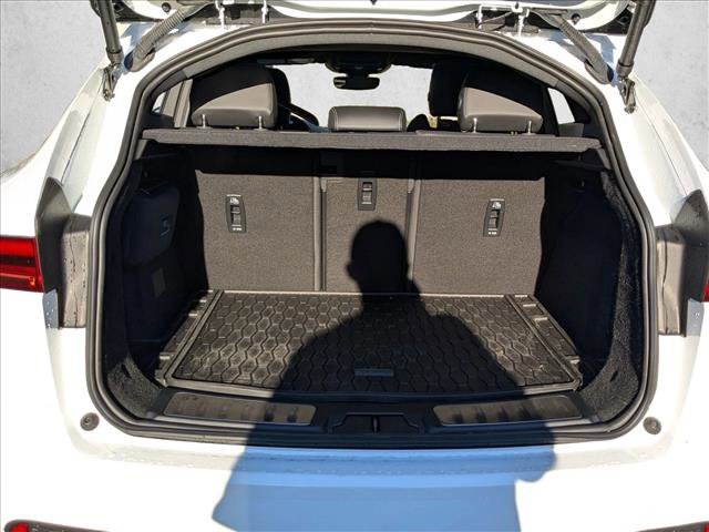 Used 2024 Jaguar E-PACE R-Dynamic SE image 7