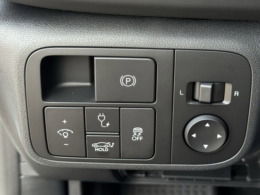 New 2025 Hyundai Ioniq 6 SE image 24