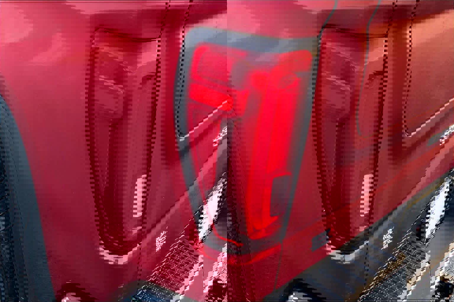 Used 2020 GMC Sierra 1500 SLT image 27