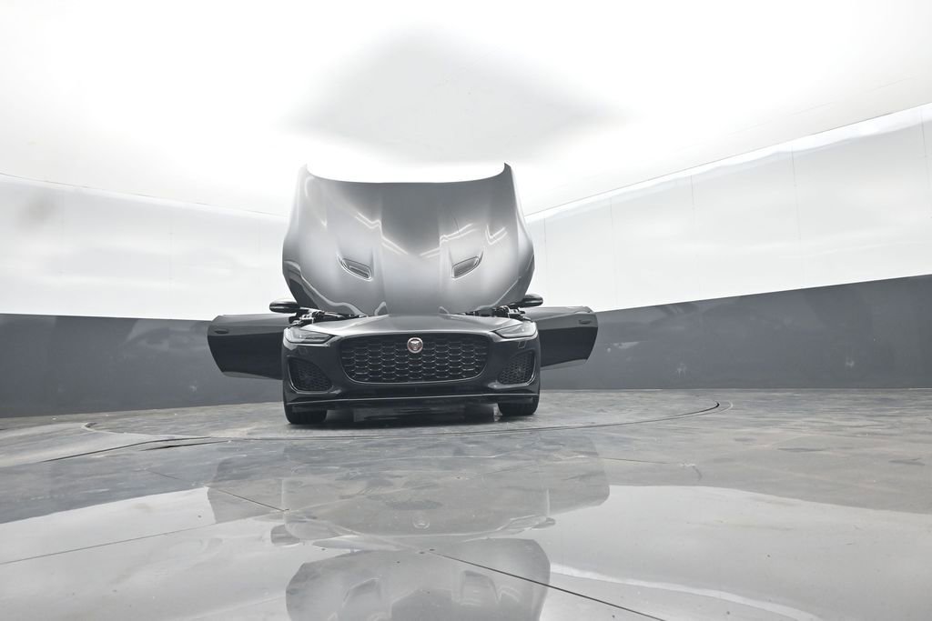 Used 2022 Jaguar F-TYPE Coupe image 67