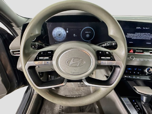 Used 2024 Hyundai Elantra SEL FWD image 12