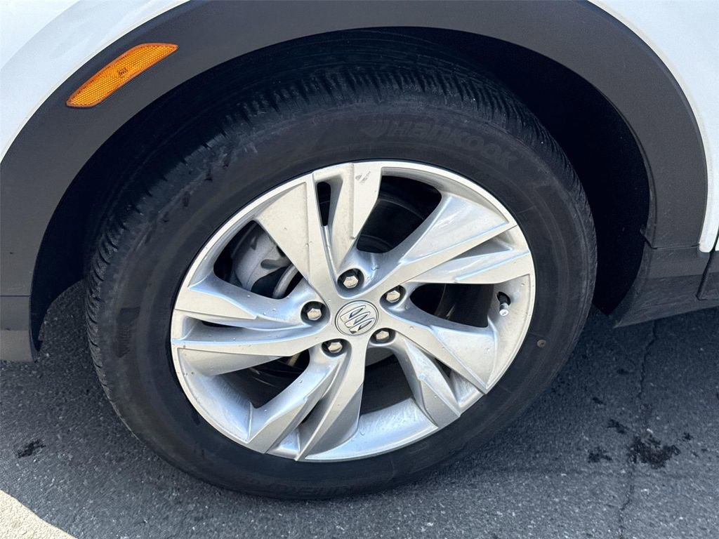 Used 2025 Buick Encore GX Preferred FWD image 30