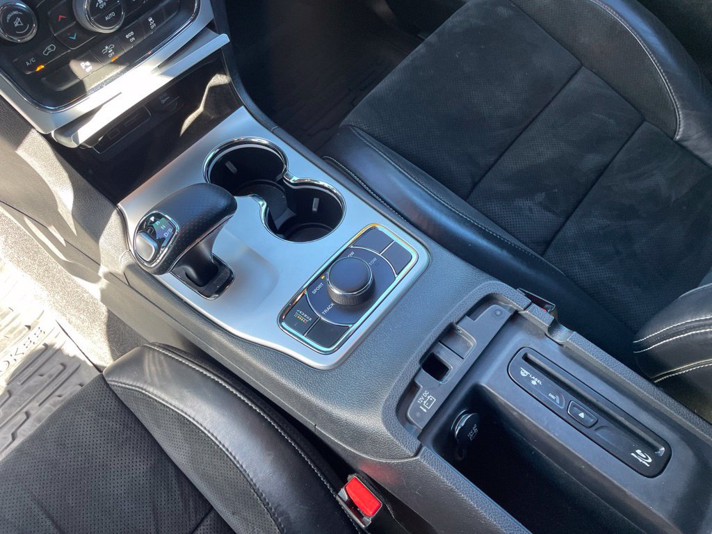 Used 2014 Jeep Grand Cherokee SRT w/ Trailer Tow Group IV AWD/4WD image 9