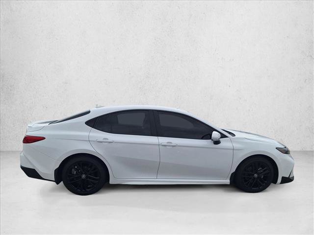 Used 2026 Toyota Camry SE FWD image 4