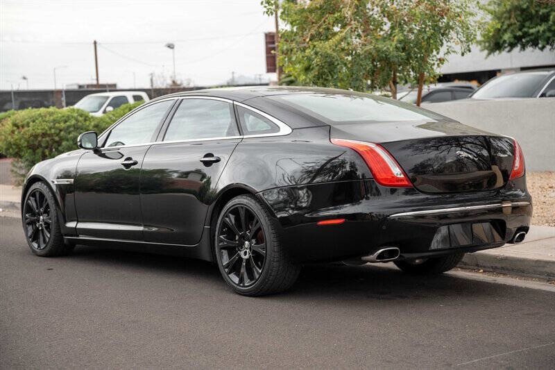 Used 2011 Jaguar XJ L RWD image 3
