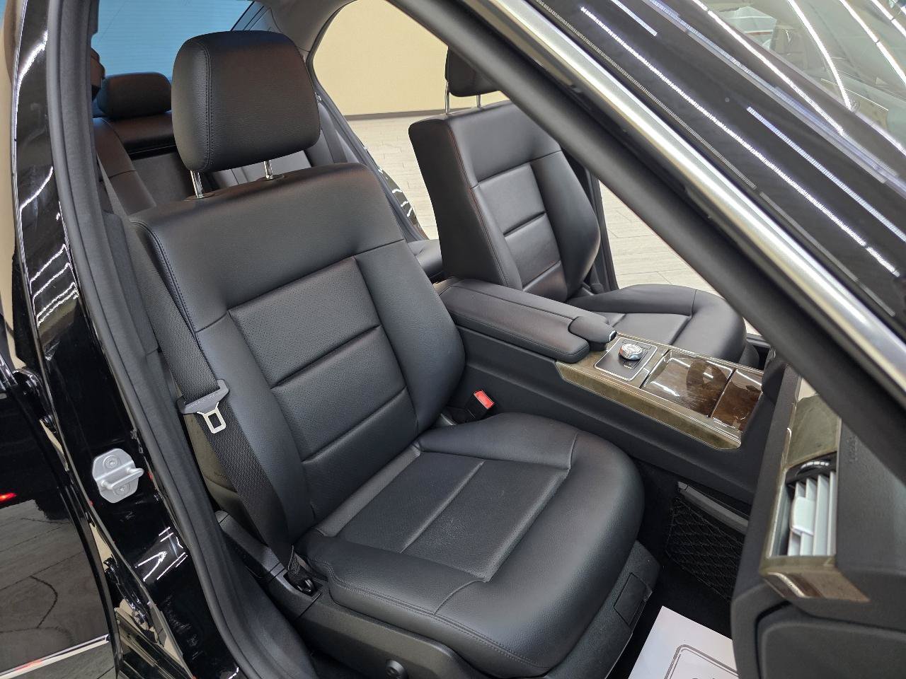 Used 2010 Mercedes-Benz E 350 Sedan image 19