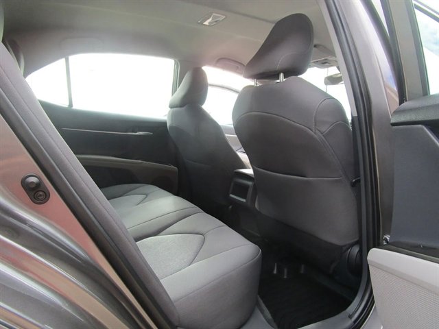 Used 2023 Toyota Camry LE AWD/4WD image 19