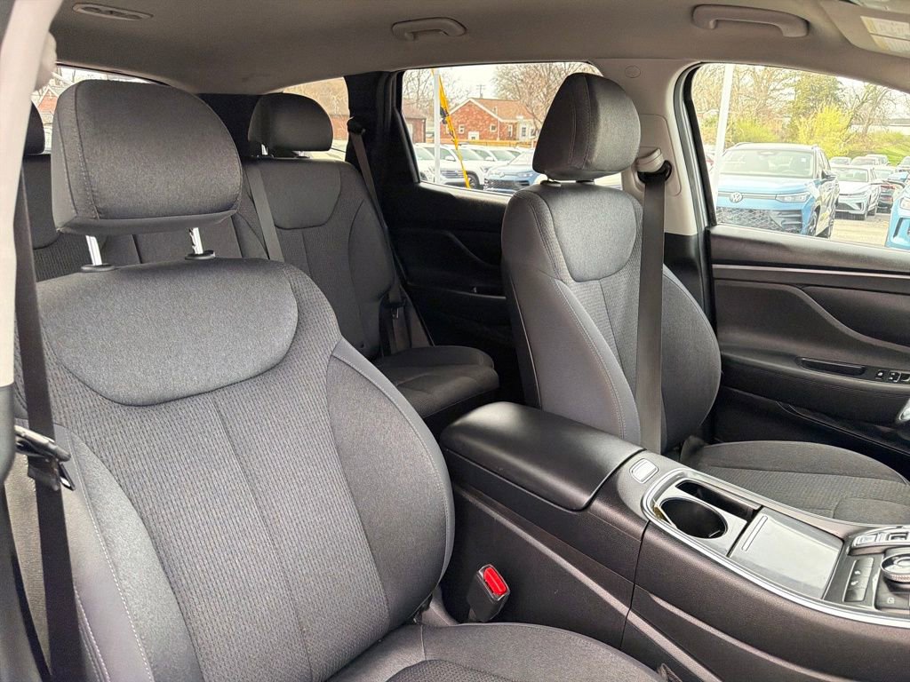 Used 2023 Hyundai Santa Fe SEL image 36