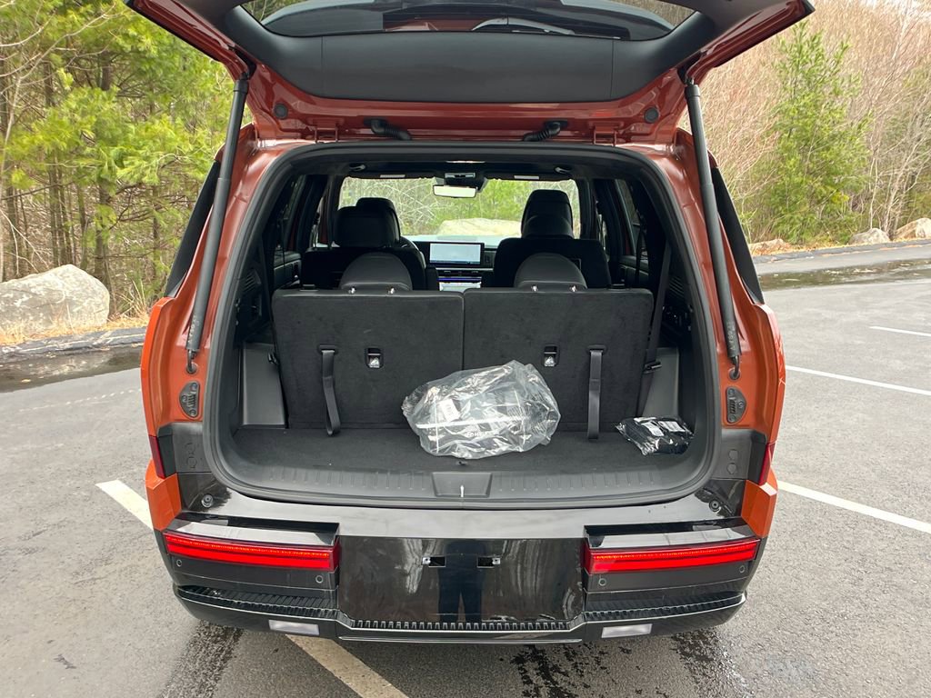 Used 2025 Hyundai Santa Fe Calligraphy image 25