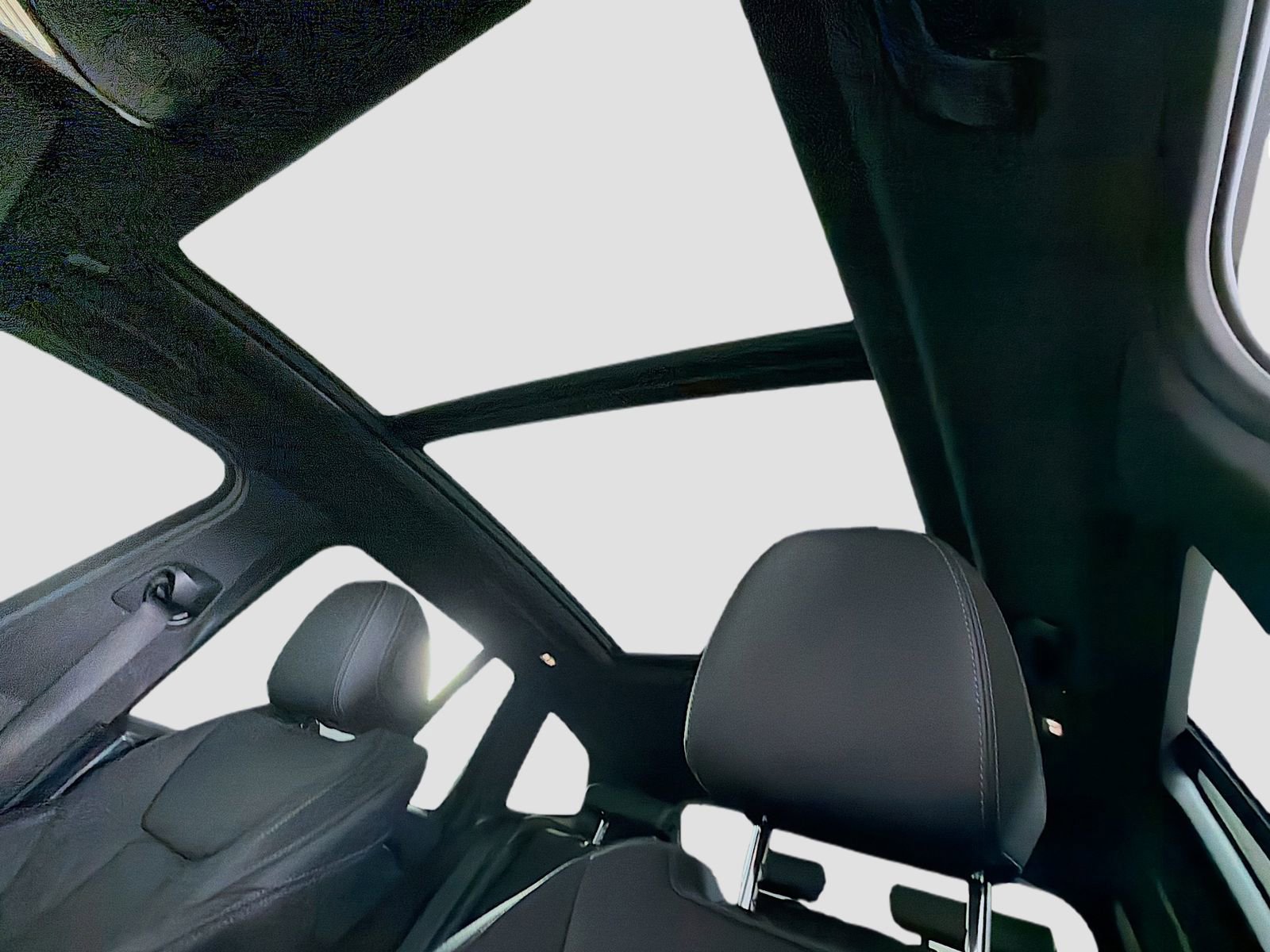 Used 2023 BMW X3 xDrive30i w/ M Sport Package image 15