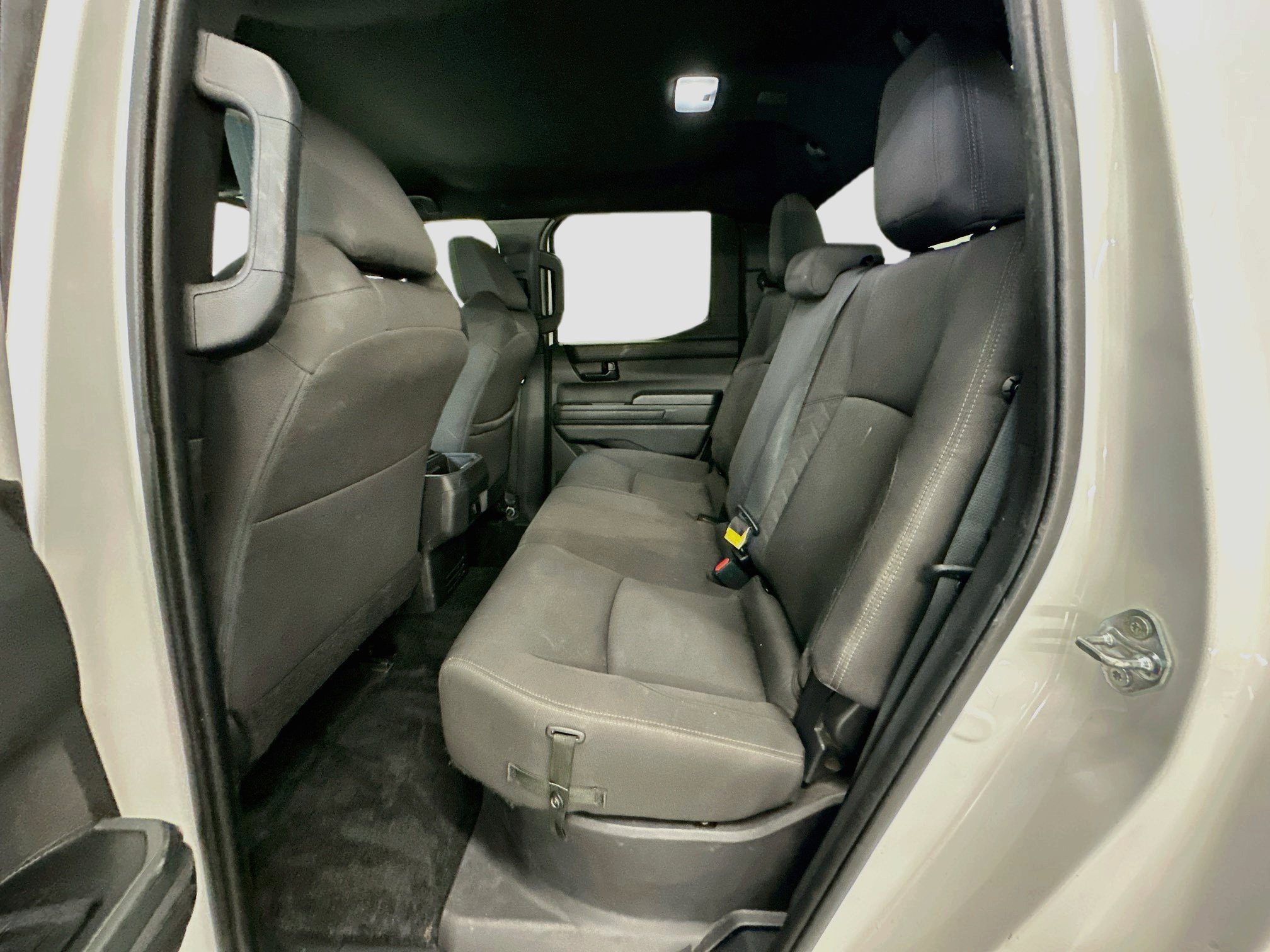 Used 2024 Toyota Tacoma SR5 AWD/4WD image 29