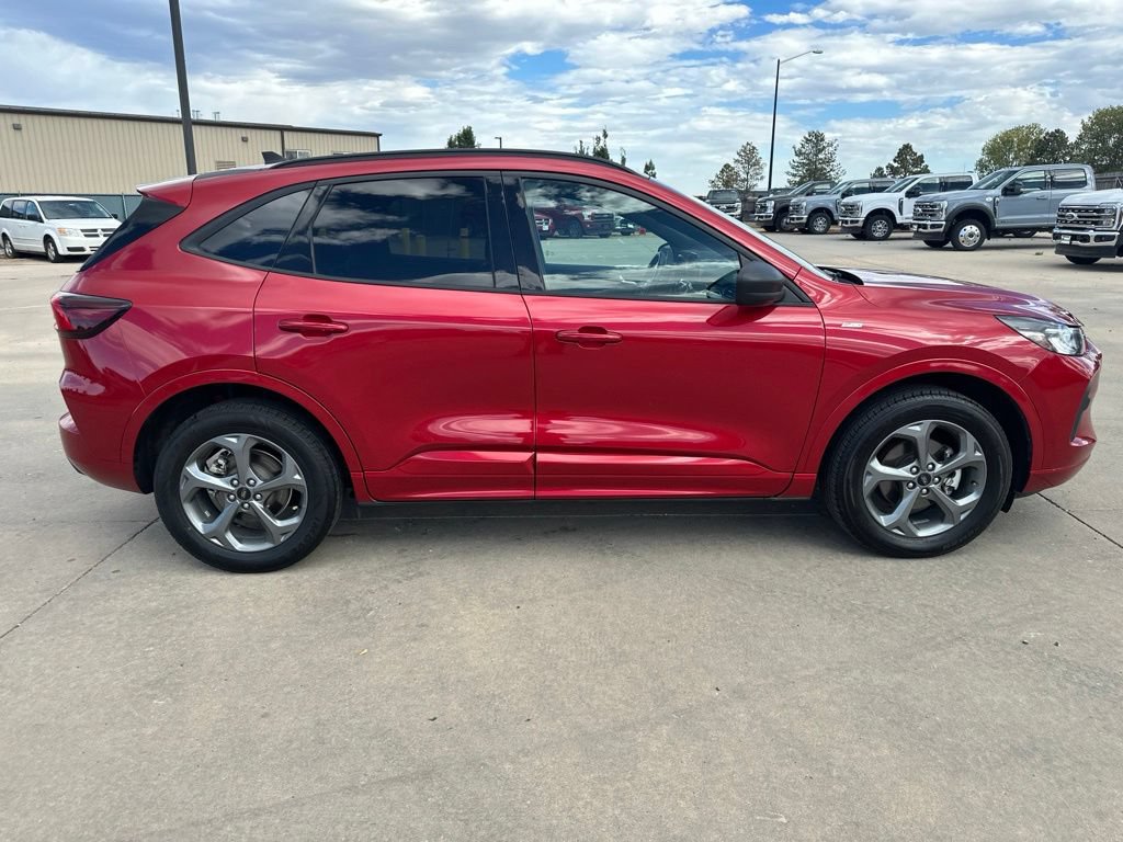 Used 2023 Ford Escape ST-Line AWD/4WD image 37
