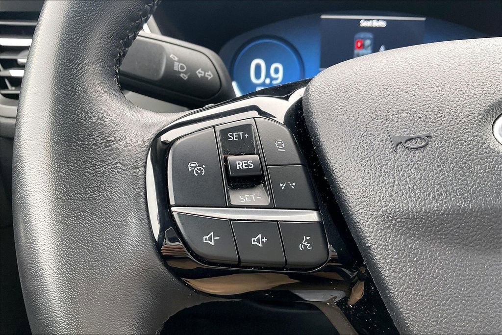 Used 2024 Ford Escape Platinum image 13