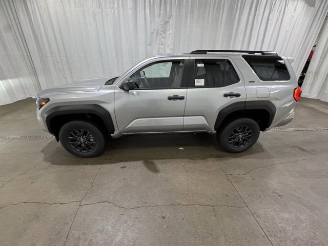New 2025 Toyota 4Runner SR5 image 6