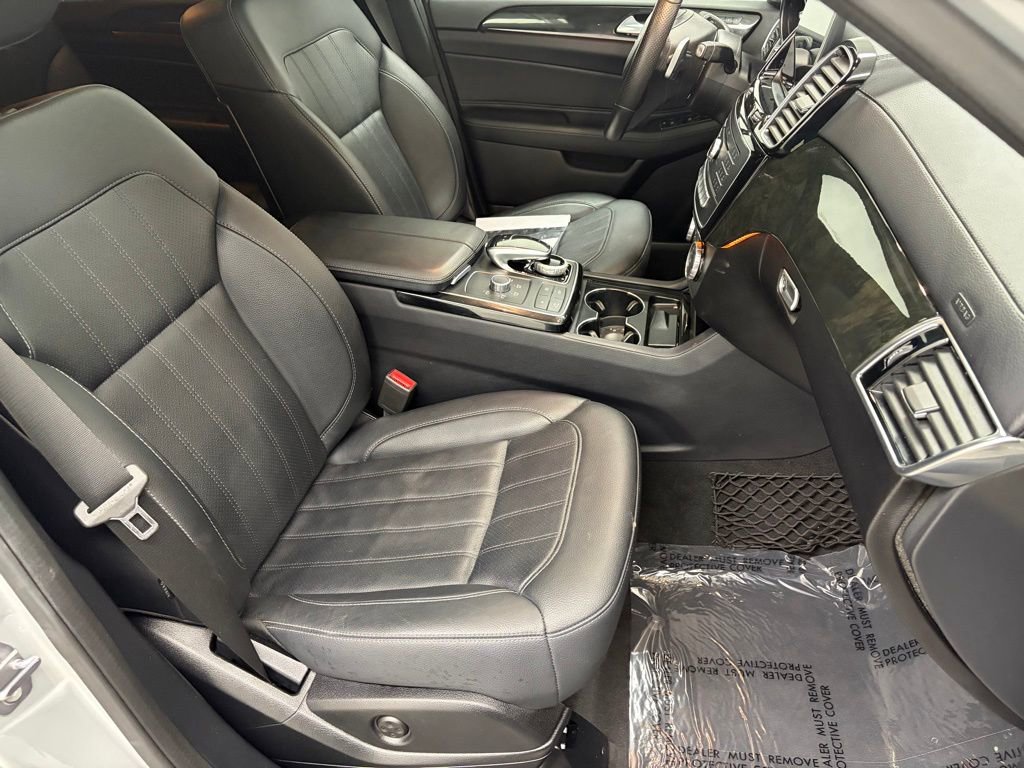 Used 2019 Mercedes-Benz GLS 450 4MATIC w/ Premium 1 Package image 45