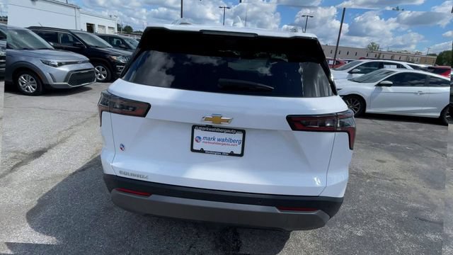 Used 2025 Chevrolet Equinox LT w/ Convenience Package II FWD image 9